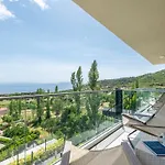 Rust House Ξενοδοχείο με διαμερίσματα *