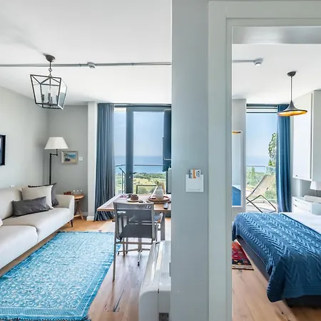 Rust House * Ayvacik (Canakkale)